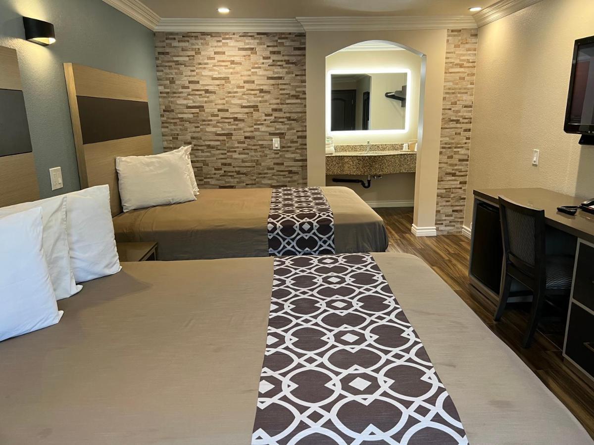 Industry Inn & Suites La Puente Ngoại thất bức ảnh
