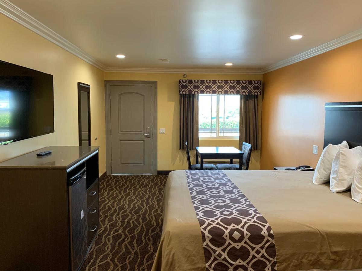 Industry Inn & Suites La Puente Ngoại thất bức ảnh