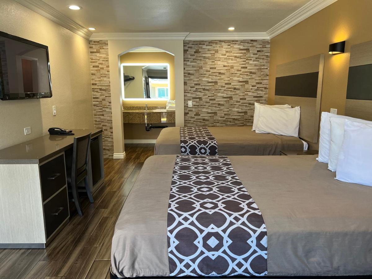 Industry Inn & Suites La Puente Ngoại thất bức ảnh