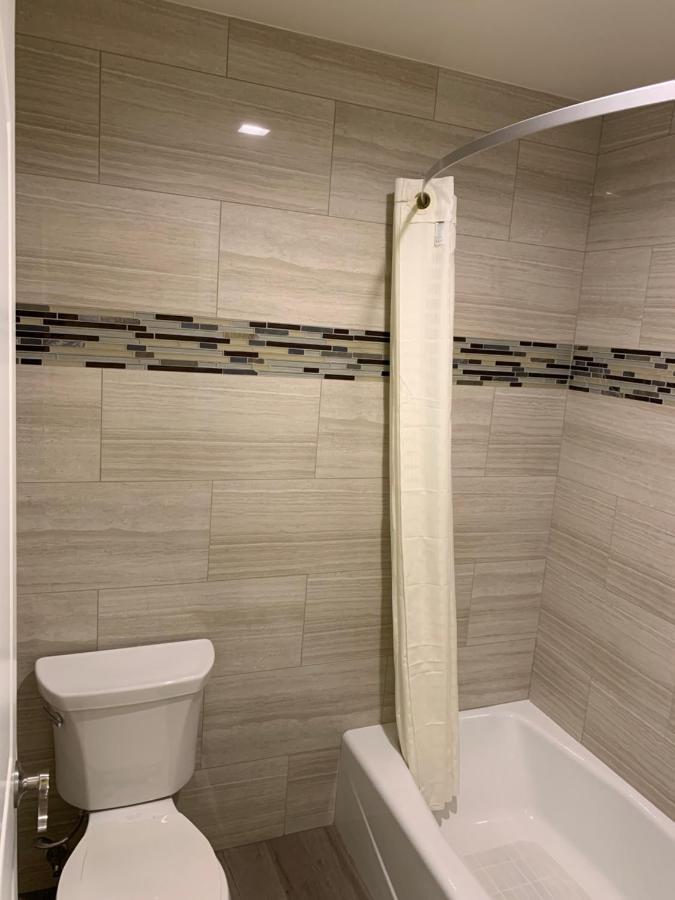 Industry Inn & Suites La Puente Ngoại thất bức ảnh