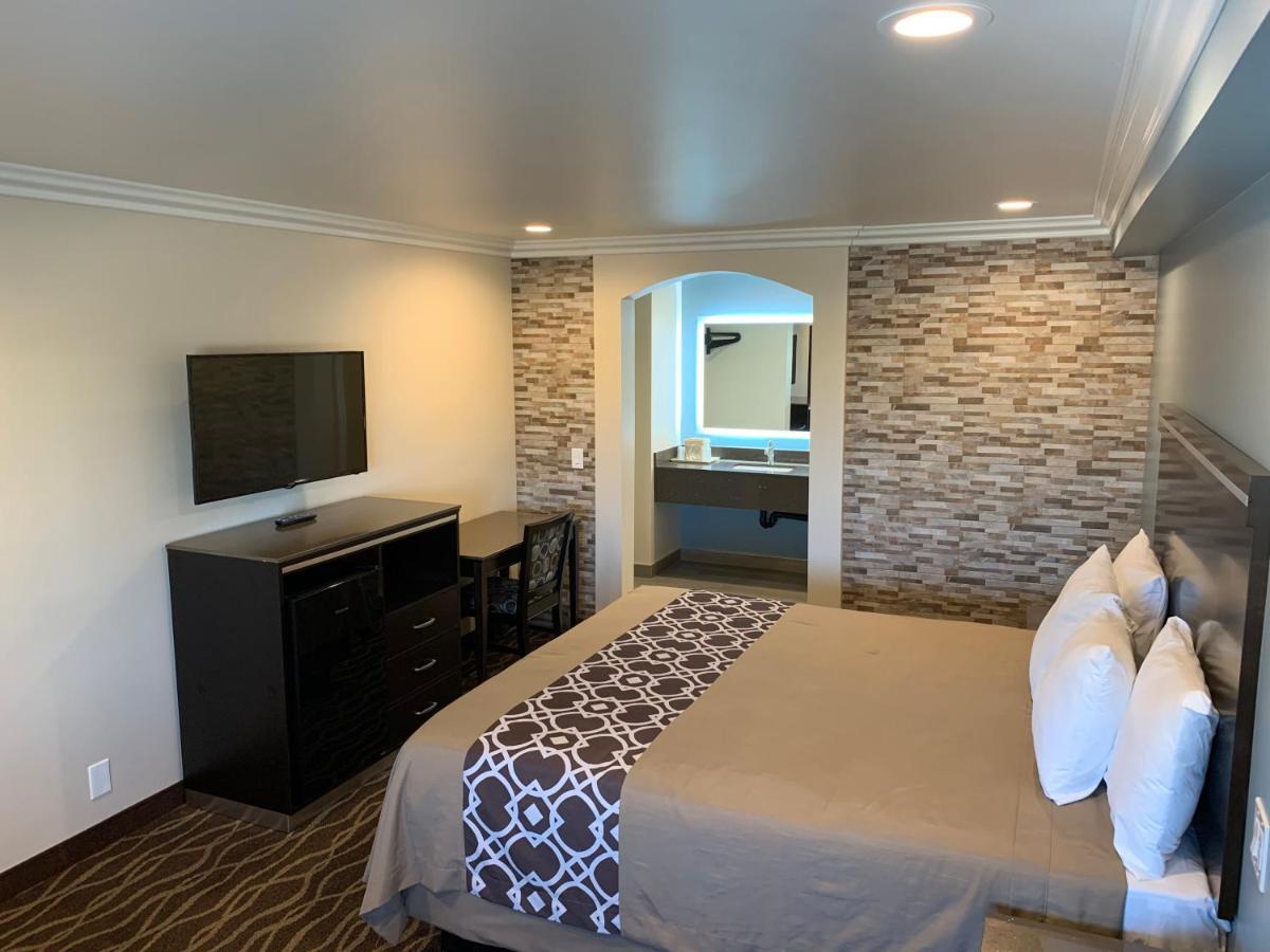 Industry Inn & Suites La Puente Ngoại thất bức ảnh